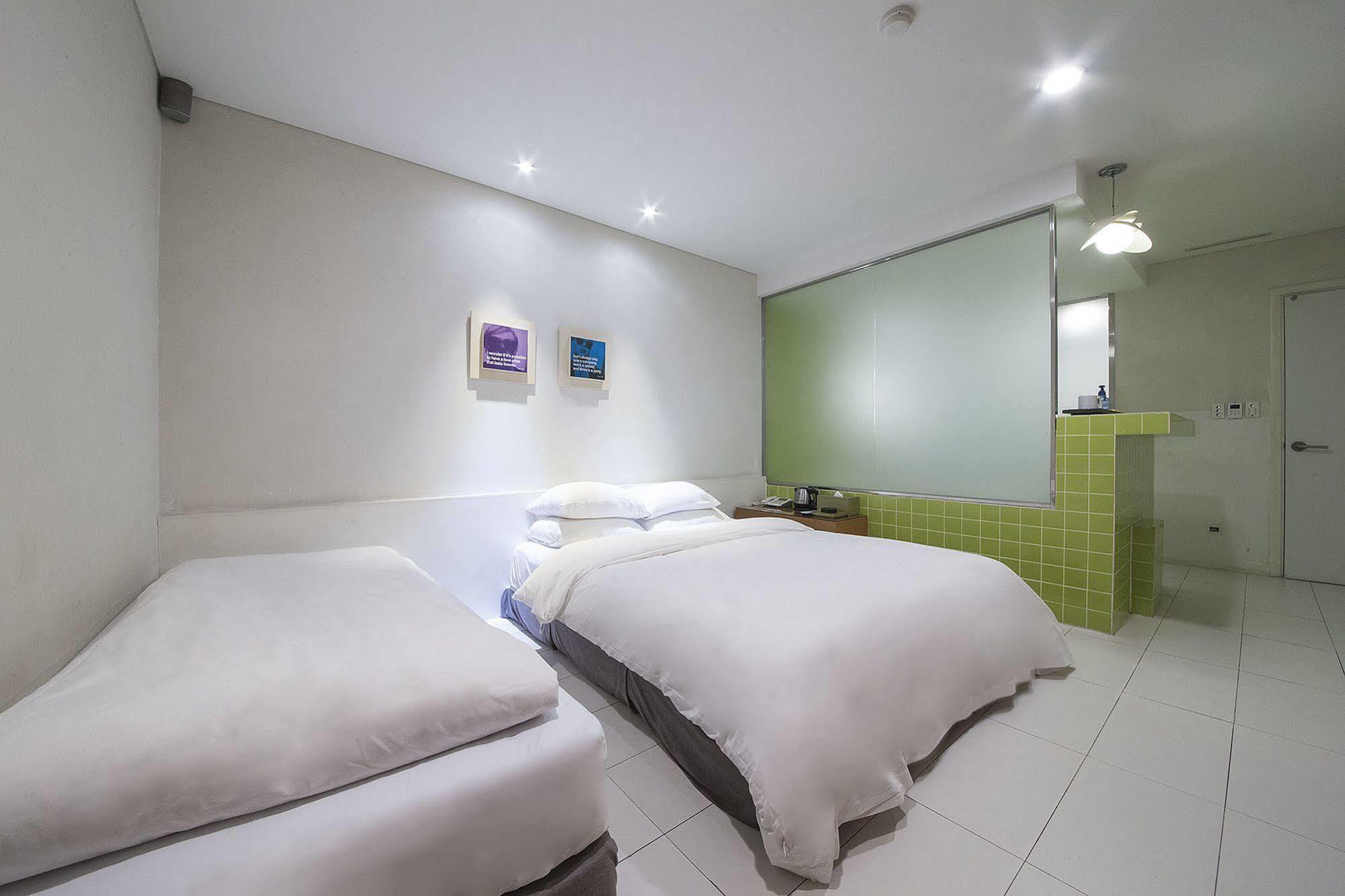 Mate Hotel Seoul 金浦 外观 照片