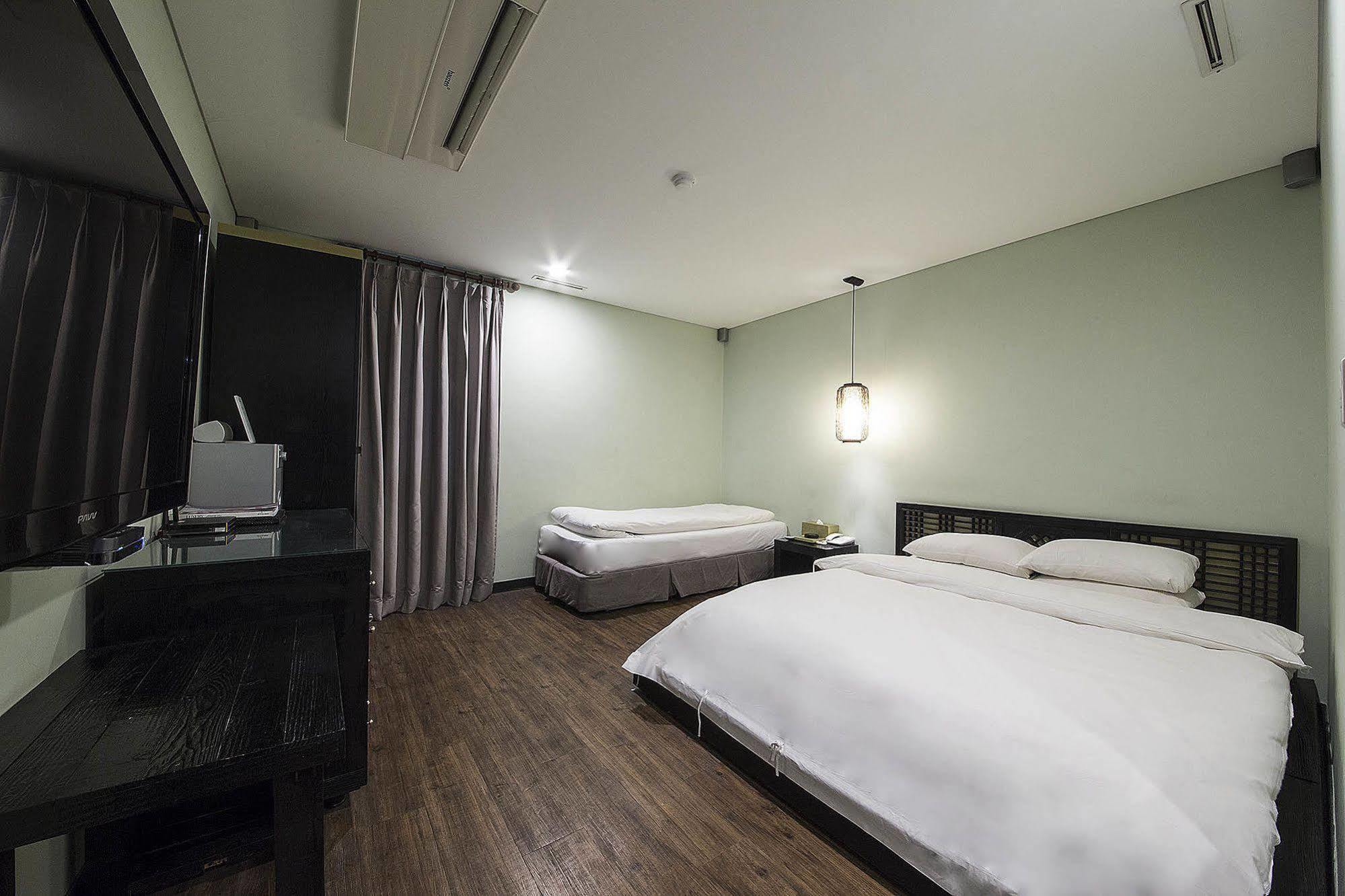 Mate Hotel Seoul 金浦 外观 照片