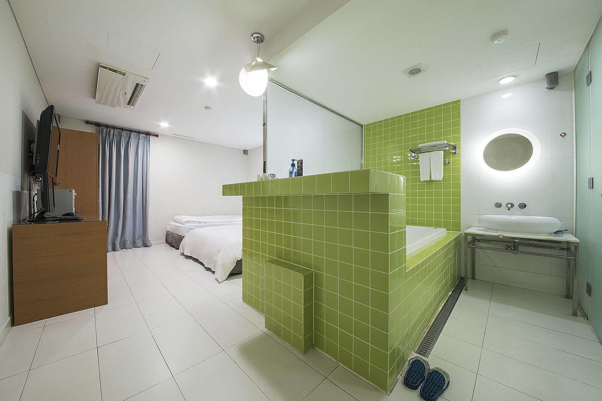 Mate Hotel Seoul 金浦 外观 照片